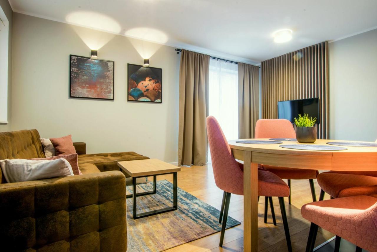 W&K Apartments - Blue Suite - Faktura Vat, Parking コシャリン エクステリア 写真