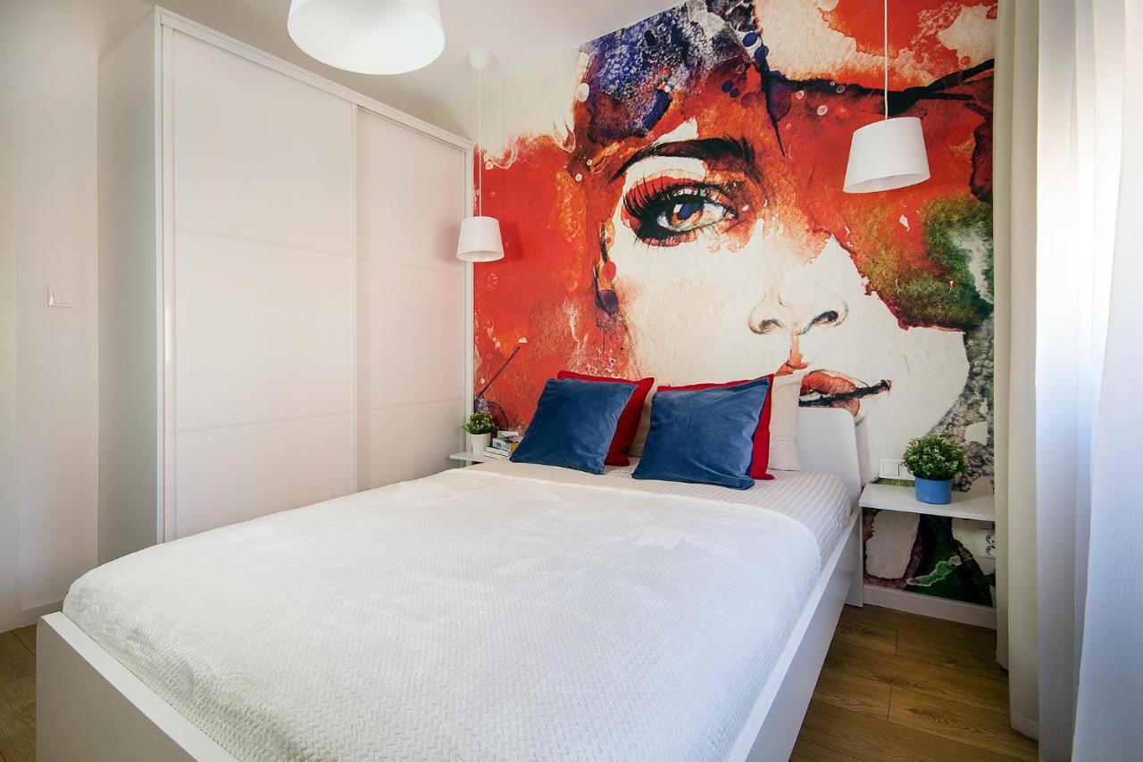 W&K Apartments - Blue Suite - Faktura Vat, Parking コシャリン エクステリア 写真